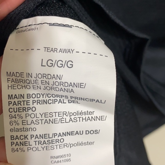 6 Hr. Sale Nwt Under Armour Black Heat Gear Tshirt - Picture 7 of 13